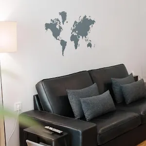 https://apt-spacious-82-m2-two-bedroom-classy-near-city-center.hotelschalkidiki.net