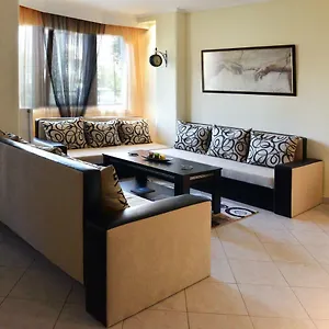 https://apt-thesshouse-pefka-fk.hotelschalkidiki.net